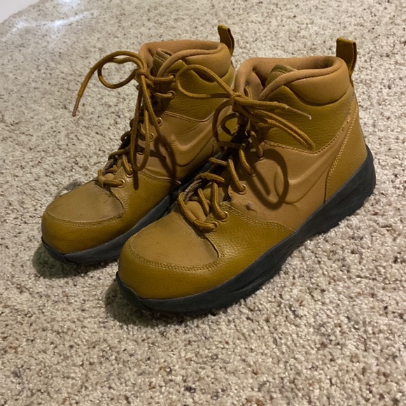 Nike Other - NIKE BOOTS